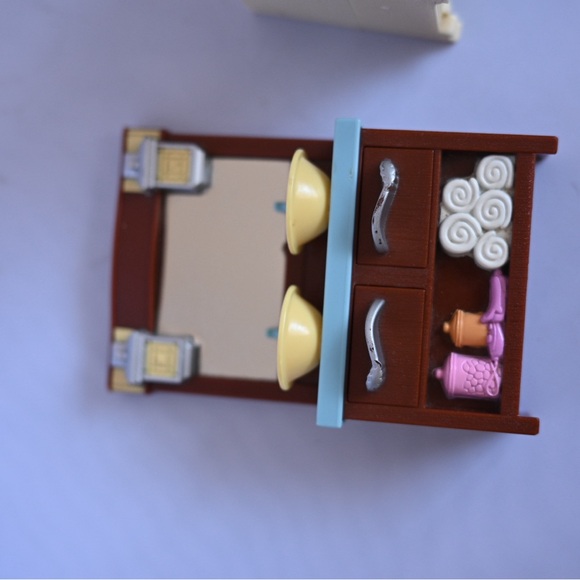 Fisher-Price Loving Family Kitchen and Bathroom Vanity Set- Tested, Sound works! - Picture 9 of 12